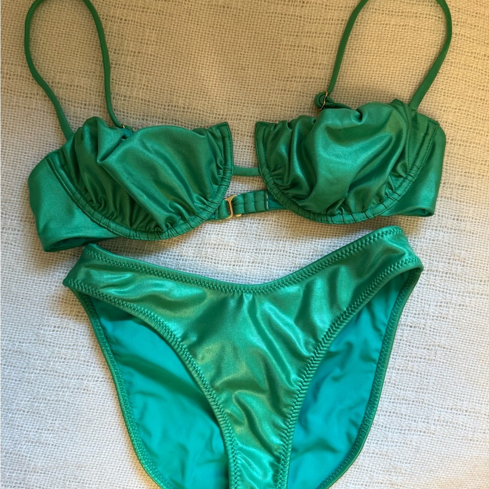 Montce Emerald Shimmer Petal Top and Lulu Added Coverage Bottom